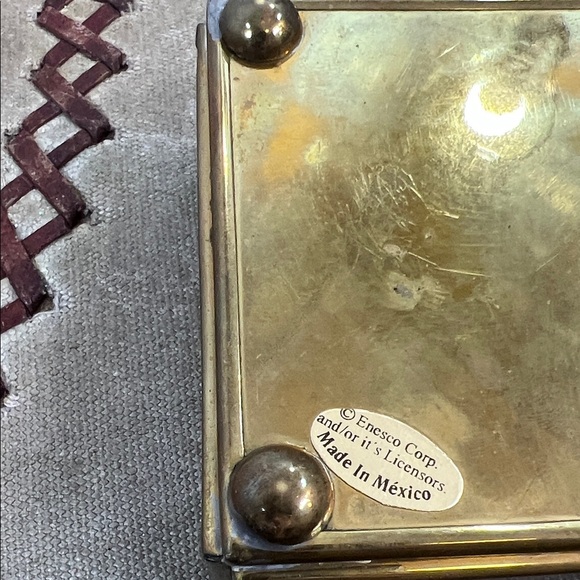 Floral Decorative Box - Picture 6 of 8